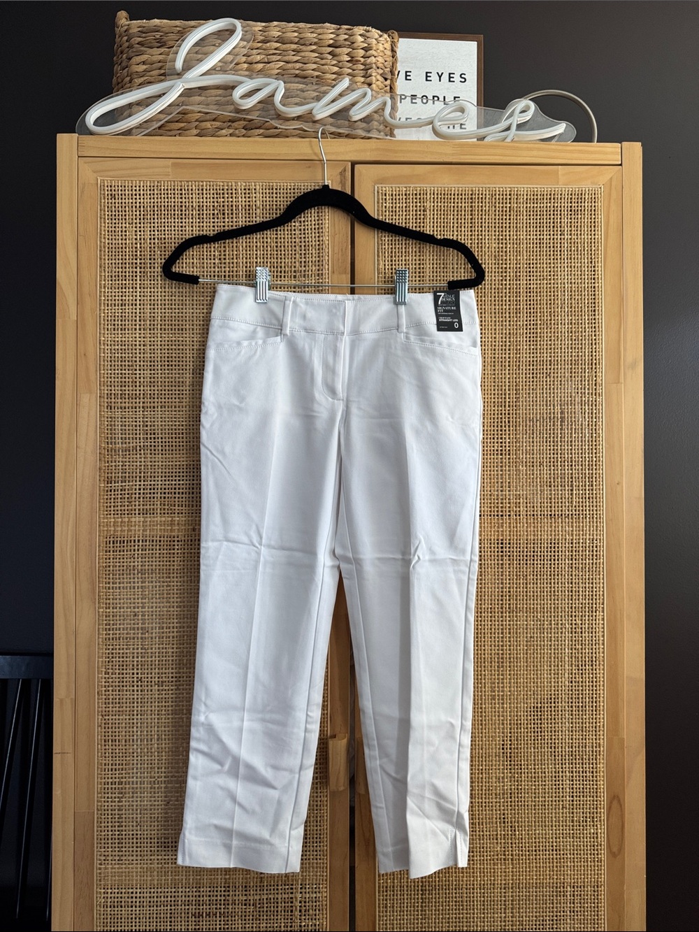 New York & Company White Cropped Straight-Leg Trousers